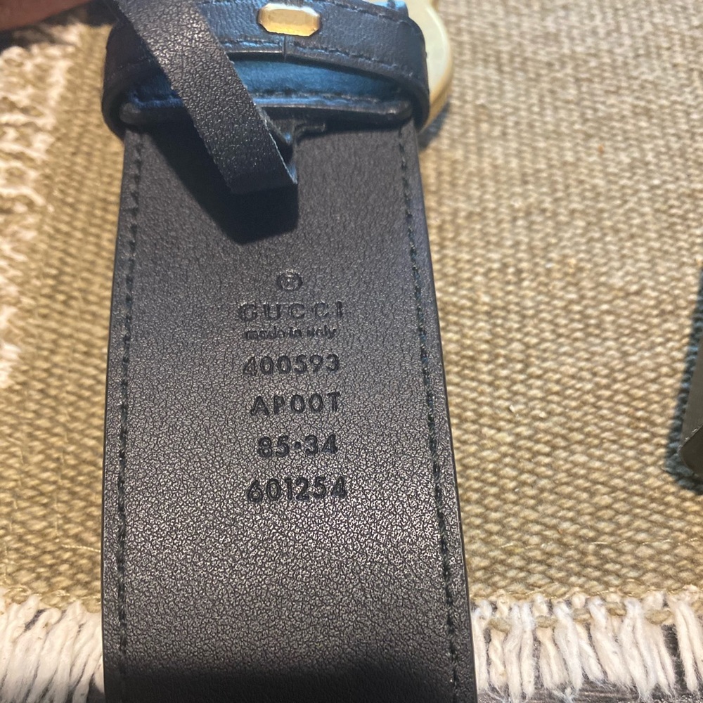 Authentic Gucci belt - Picture 3 of 5
